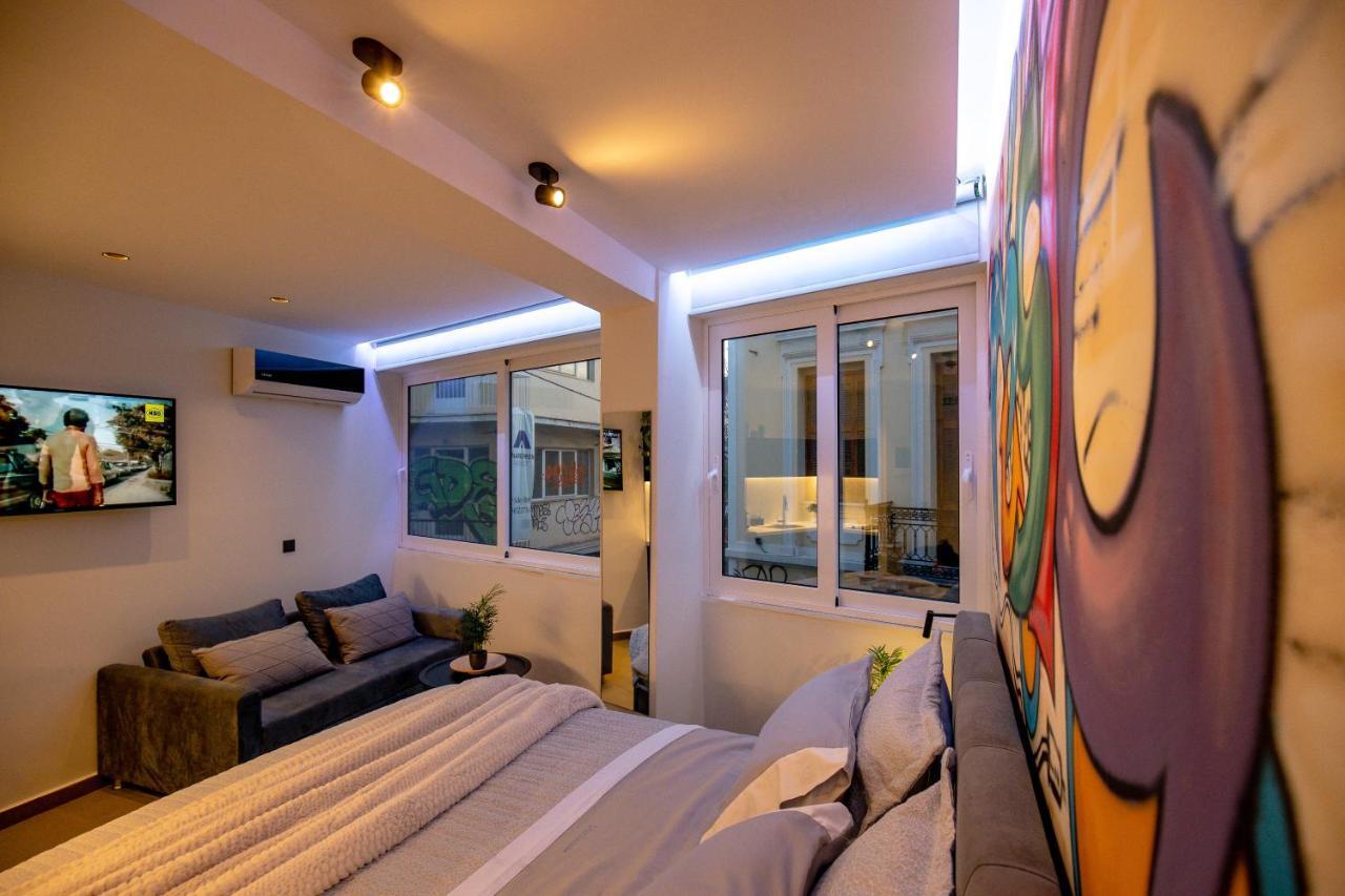 Triple A - Graffiti Homage In Psirri Square - Free Parking! Apartment Atena Exterior foto
